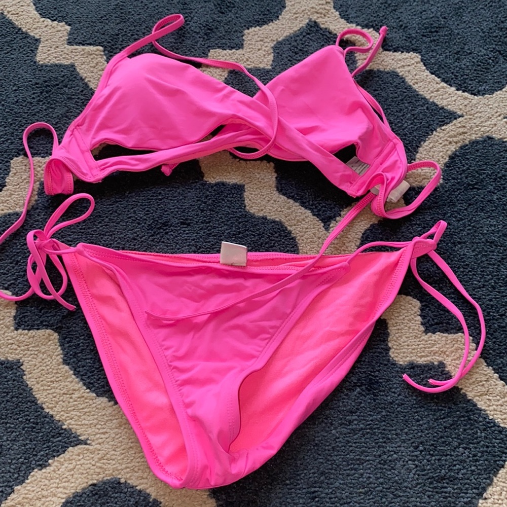 NWOT Pink Large Hollister Bikini